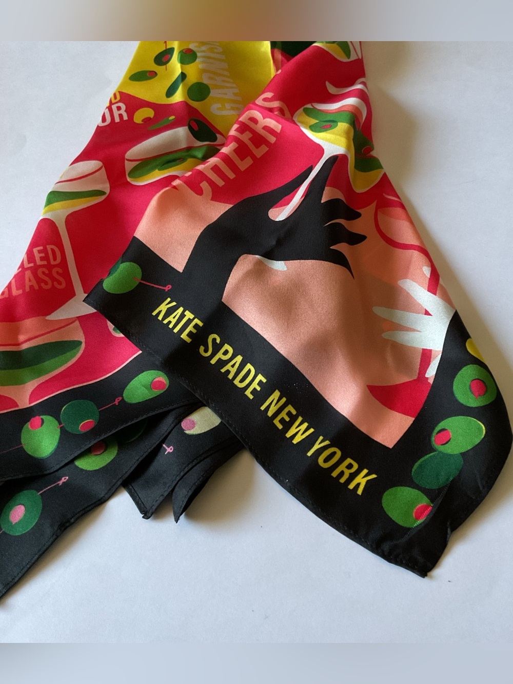KATE SPADE DIRTY MARTINI SQUARE SILK SCARF NWOT